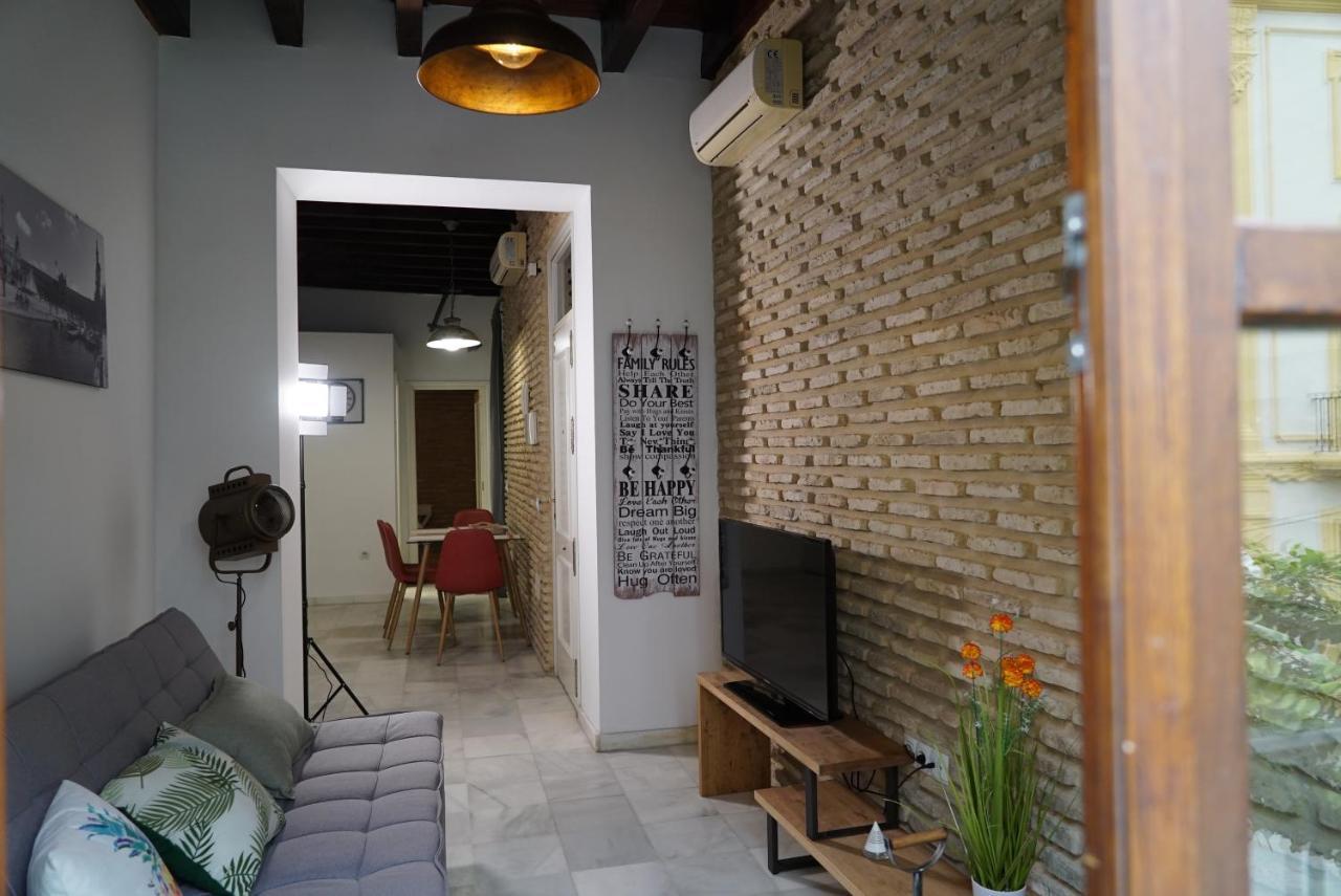 Balcon Giralda Center & Sweet Apartment เซบีญา ภายนอก รูปภาพ